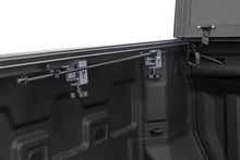 Load image into Gallery viewer, Hard Tri-Fold Flip Up Bed Cover | 5' Bed | Chevy/GMC Canyon/Colorado (15-26)