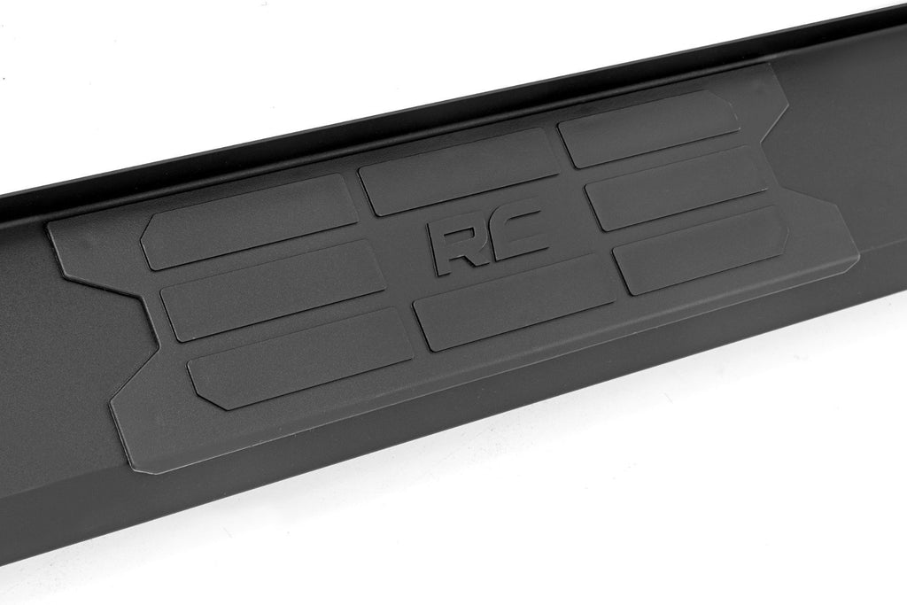 HD2 Aluminum Running Boards | Crew Cab | Chevy/GMC 1500/2500HD/3500HD (19-26 & Refresh)