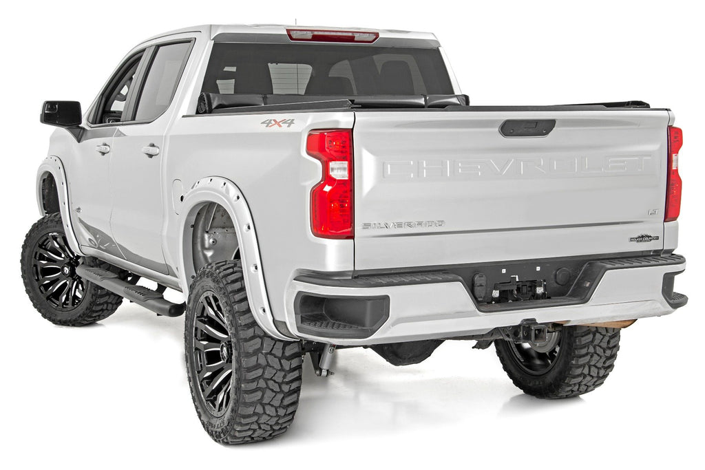 Oval Nerf Step | Crew Cab | Chevy/GMC 1500/2500HD/3500HD (19-26 & Refresh)